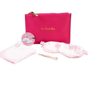 The Vintage cosmetic company on cloud nine set